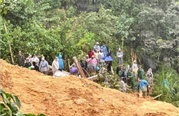 Sạt lở nghiêm trọng, 4 người mất tích tại Tuyên Quang
