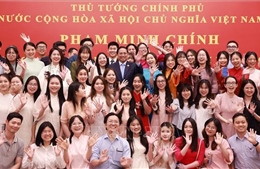 Thủ tướng Phạm Minh Chính gặp gỡ cộng đồng người Việt Nam tại Trung Quốc