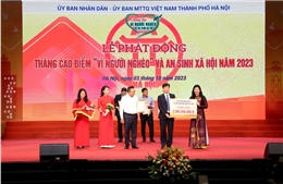 Agribank dành 2 tỷ đồng ủng hộ Quỹ &#39;Vì người nghèo&#39; và an sinh xã hội thành phố Hà Nội 