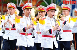 Đặc sắc màn biểu diễn nhạc kèn của các chiến sĩ Công an nhân dân