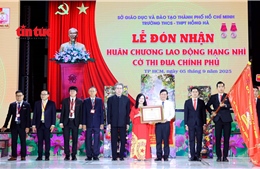 Trường THCS-THPT Hồng Hà đón nhận Huân chương Lao động hạng Nhì
