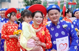 50 cặp đôi thanh niên công nhân tham dự ‘Lễ cưới tập thể 2025’ 