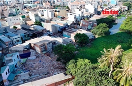 Người dân bàn giao mặt bằng phục vụ cải tạo rạch Xuyên Tâm