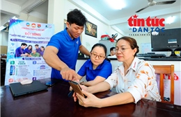 Thanh niên TP Hồ Chí Minh xung kích chuyển đổi số trong cộng đồng - Bài 1: Mang kỹ năng số đến các khu dân cư