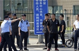 Trung Quốc phong tỏa khu vực Đại sứ quán Mỹ sau vụ nổ