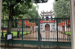 Các điểm di tích lịch sử văn hoá, danh lam thắng cảnh tại Hà Nội treo biển tạm dừng hoạt động