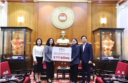 Trao 5 tỷ đồng  ủng hộ đồng bào khắc phục hậu quả thiên tai