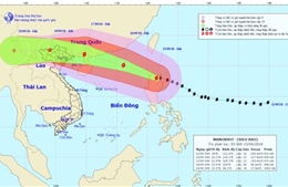 Trưa và chiều nay siêu bão Mangkhut sẽ đi vào Đông Bắc của Biển Đông