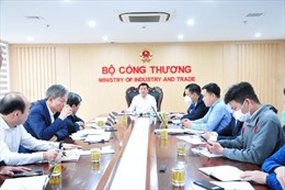 Bộ trưởng Nguyễn Hồng Diên họp khẩn về các vấn đề &#39;nóng&#39; của ngành Công Thương