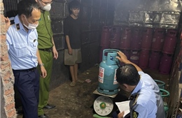 Phát hiện điểm chiết, nạp LPG trái phép tại Hà Nội