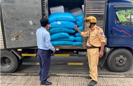 Ngăn chặn 10 tấn đường cát nhập khẩu vi phạm nhãn mác tại Tiền Giang 