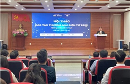 Phát triển nguồn nhân lực thương mại điện tử ngay từ trường học