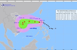 Bão Trà Mi đã vào biển Đông, giật cấp 11 và tiếp tục di chuyển nhanh hơn