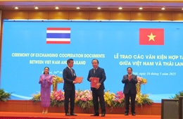 Việt Nam - Thái Lan ký kết hợp tác chiến lược thúc đẩy tiêu thụ hàng Việt