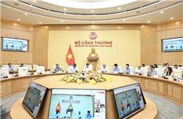 Bộ Công Thương họp khẩn về tình hình xuất khẩu gạo
