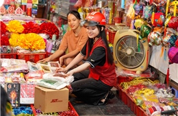 Tết nhẹ tênh nhờ thói quen gửi hàng từ sớm