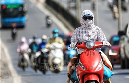 Miền Bắc và miền Trung đón đợt nắng nóng diện rộng, có nơi trên 38 độ C                         