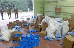 Phát hiện trên 8 tấn găng tay y tế đã qua sử dụng tại Thái Nguyên