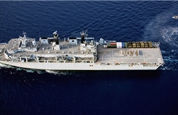 Tàu Hải quân Hoàng gia Anh thăm Việt Nam