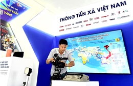 Nhà báo thích ứng sau tái cơ cấu 