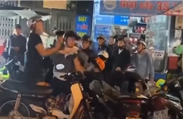 TP Hồ Chí Minh: Xác minh nhóm thanh niên hành hung đôi nam nữ giữa đường
