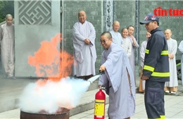 TP Hồ Chí Minh: Nâng cao kỹ năng phòng cháy, chữa cháy cho các cơ sở tôn giáo