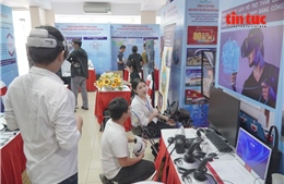 Nhiều ứng dụng AI phục vụ đô thị thông minh ra mắt tại Techmart 2025