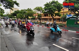 TP Hồ Chí Minh và Nam Bộ đề phòng mưa dông, lốc và gió giật mạnh vào chiều tối