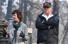 Tổng thống Trump đến hiện trường thảm họa cháy rừng California