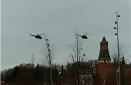 Trực thăng bí ẩn chở hàng &#39;lạ&#39; rời Điện Kremlin