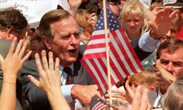 Cuộc đời và sự nghiệp của cố Tổng thống Mỹ George H.W. Bush qua ảnh