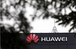 Đang &#39;nóng&#39; vụ Huawei, Trung Quốc bắt giữ cựu nhân viên ngoại giao Canada 