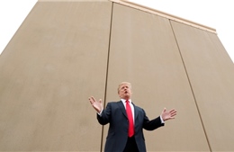 Nhà Trắng vẫn loay hoay cách xoay tiền để xây tường biên giới 