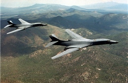 Không quân Mỹ đình bay cả phi đội ném bom B-1