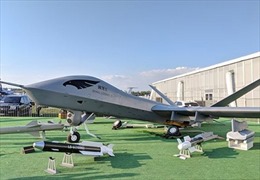 Bí ẩn UAV Trung Quốc trưng bày ở Nga gãy càng