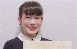 Nữ sinh Nhật Bản nhận điểm tối đa cho bài luận là tờ giấy trắng tinh