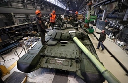 &#39;Đột nhập&#39; nhà máy sản xuất xe tăng T-72B3 của Nga