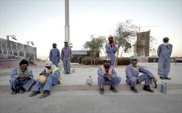 Qatar điều chỉnh chính sách với lao động nhập cư
