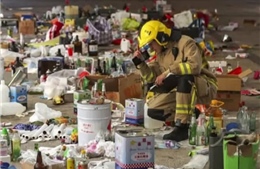 Cảnh sát Hong Kong thu hồi nhiều chai hóa chất nguy hiểm