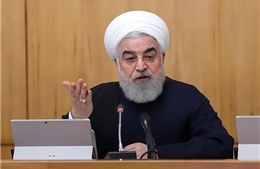 Tổng thống Iran chỉ trích Mỹ gieo rắc nỗi sợ hãi về COVID-19