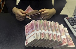 Trung Quốc trấn an người dân ngại dùng tiền mặt vì sợ có virus SARS-CoV-2