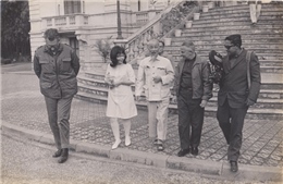 Vẻ đẹp bông hồng 5 thập kỷ Bác tặng nữ phiên dịch Cuba