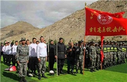 Quân đội Trung Quốc tuyển võ sĩ MMA đóng quân ở biên giới