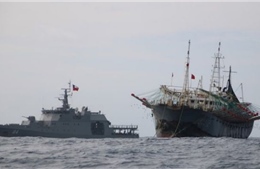 Hải quân Chile bám sát tàu cá Trung Quốc qua lại trong Vùng đặc quyền kinh tế