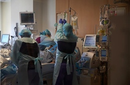 COVID-19 là nguyên nhân tử vong hàng đầu tại Mỹ trong tháng 1/2021