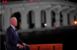 Thách thức chờ đợi Tổng thống Mỹ Biden sau &#39;tháng trăng mật&#39; tại Nhà Trắng