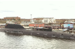 Video Hải quân Nga đón tàu ngầm năng lượng hạt nhân thế hệ thứ 4