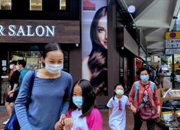 Singapore khuyên người chưa tiêm vaccine không ra khỏi nhà
