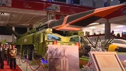 Triều Tiên hé lộ tên lửa siêu thanh trong triển lãm quân sự