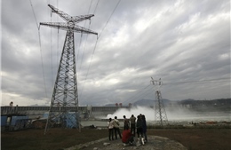 Trung Quốc tăng cường nhập khẩu điện từ láng giềng